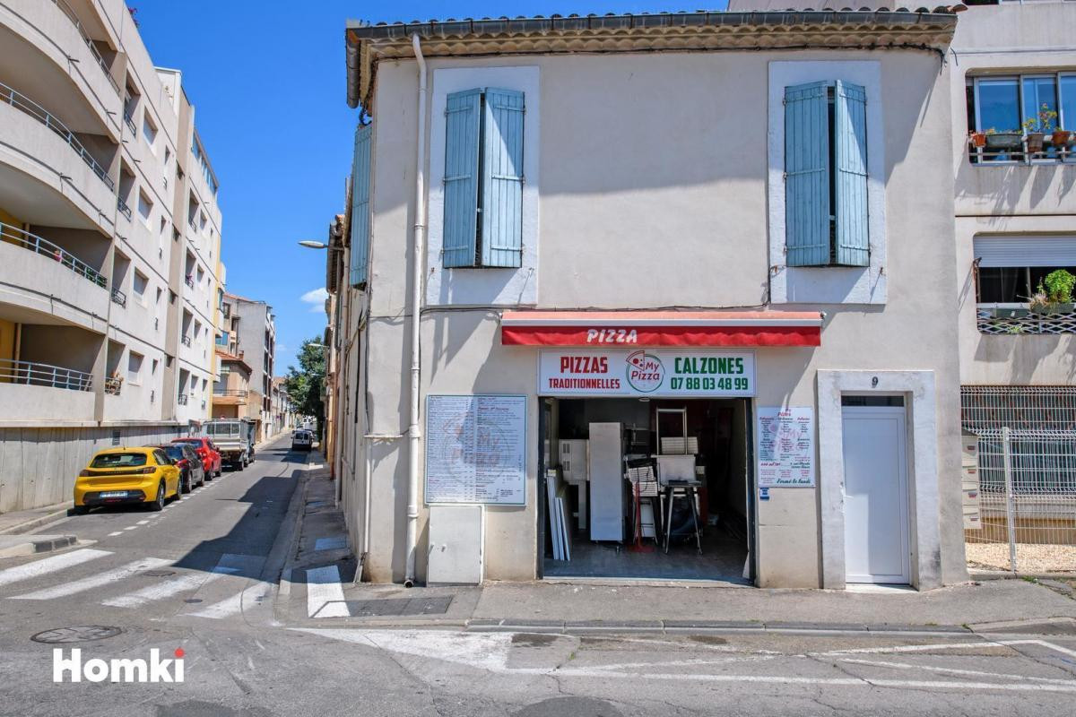Belle opportunité Immeuble de rapport 4 Lots 202m² centre-ville de Nîmes place Severine excellente r