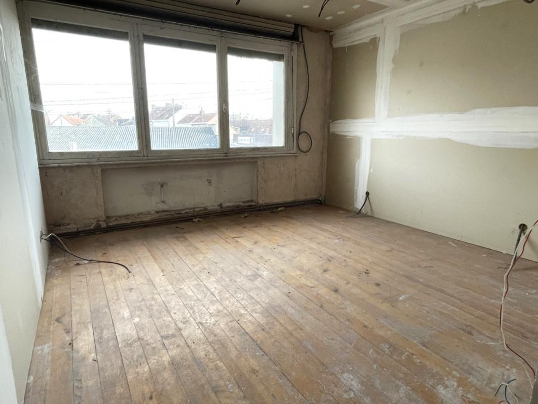 Immeuble de 200 m² à rénover sur Noeux les Mines