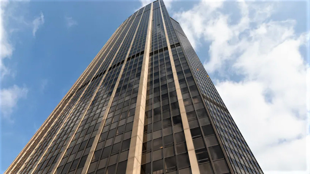 beaux bureaux au sein de la Tour Montparnasse, à louer, bureaux de 150m²