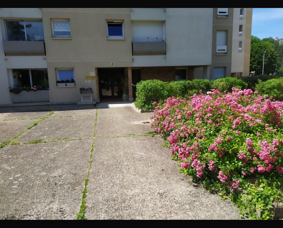 Loue local à ermont