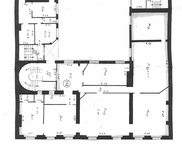 A louer bureaux avec parquet, moulures et cheminées