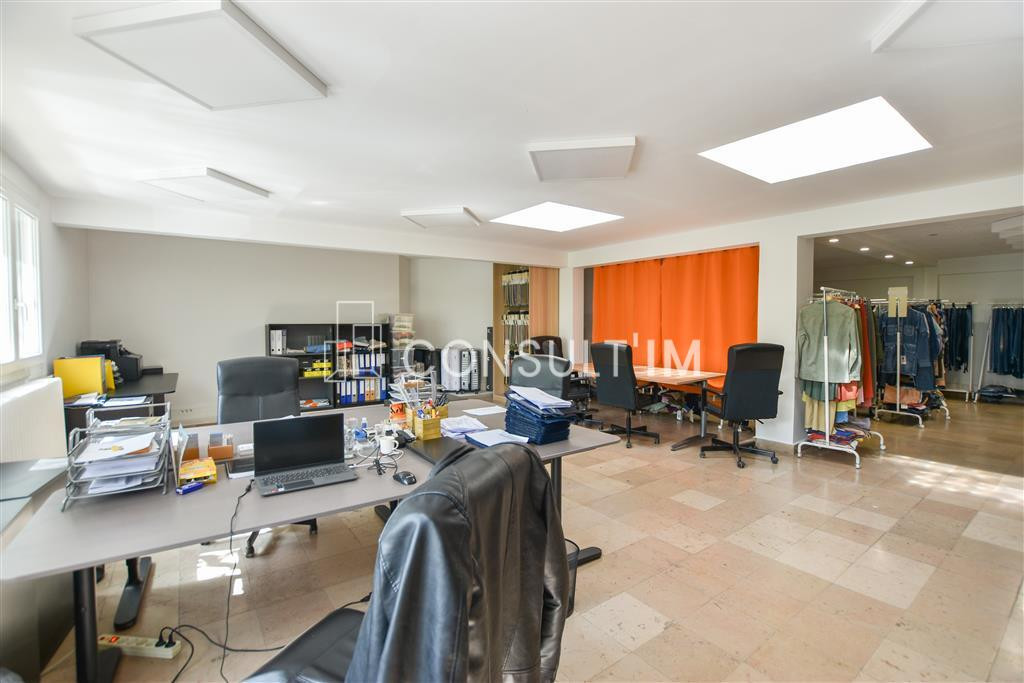 A deux pas du RER B. Bureaux à louer avec grande flexibilité d'aménagement