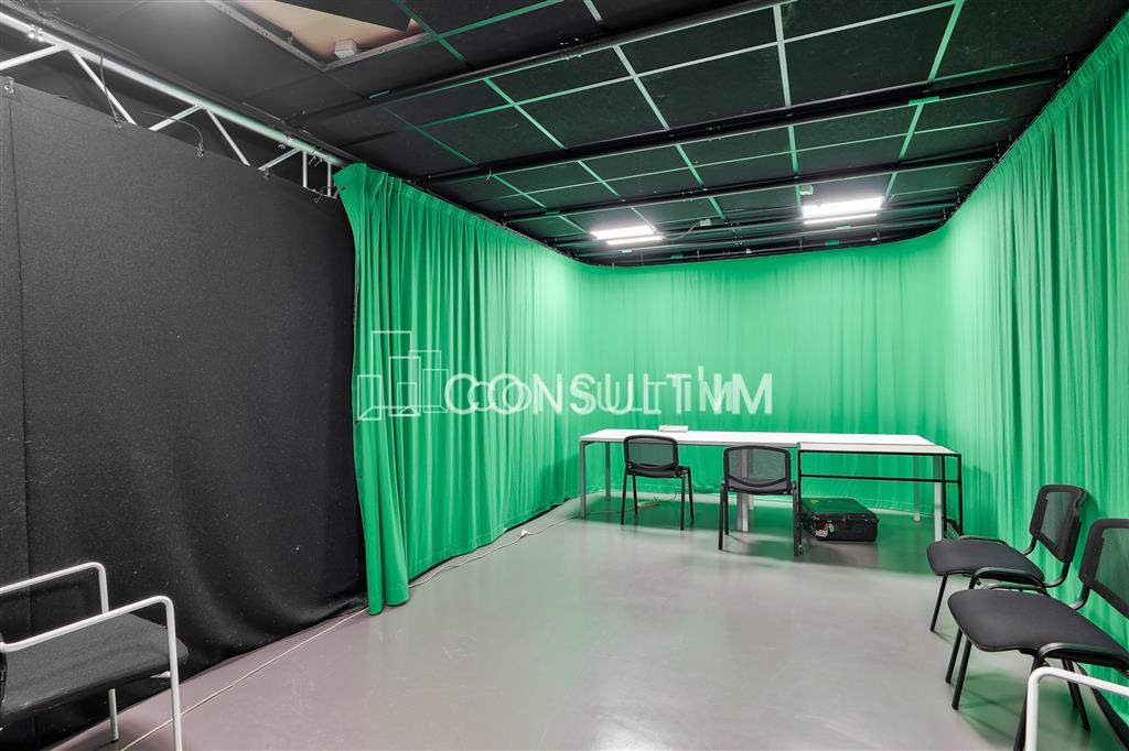 A louer,  bureaux atypiques en R+2