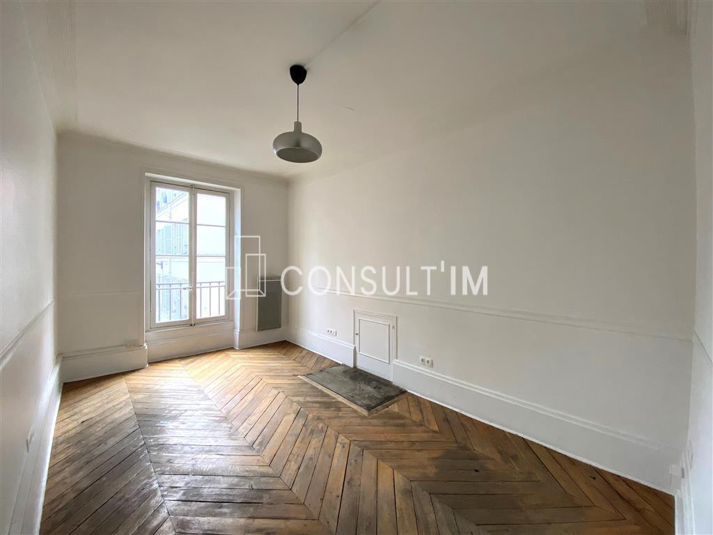 Entre les Tuileries et Opéra bureaux de 89,5m²