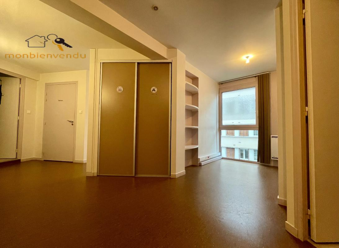Locaux de 71m2 dans immeuble de standing