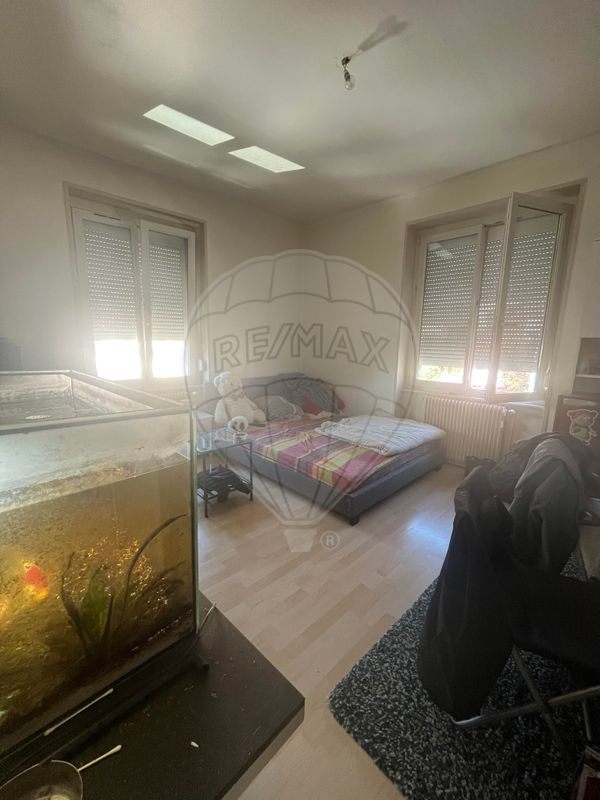 Immeuble 7 chambre(s) à vendre