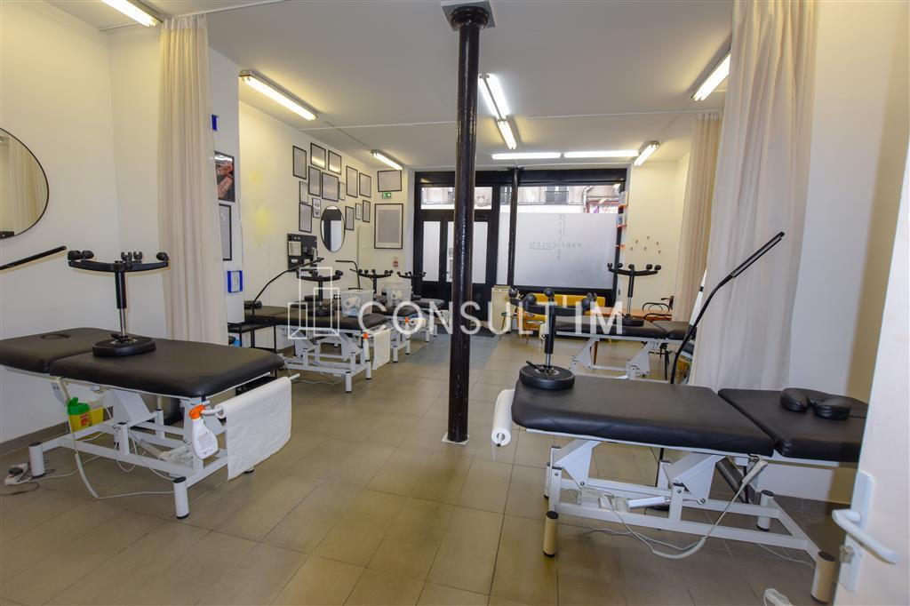 Local commercial en LOCATION PURE - idéal associations et centres de formation