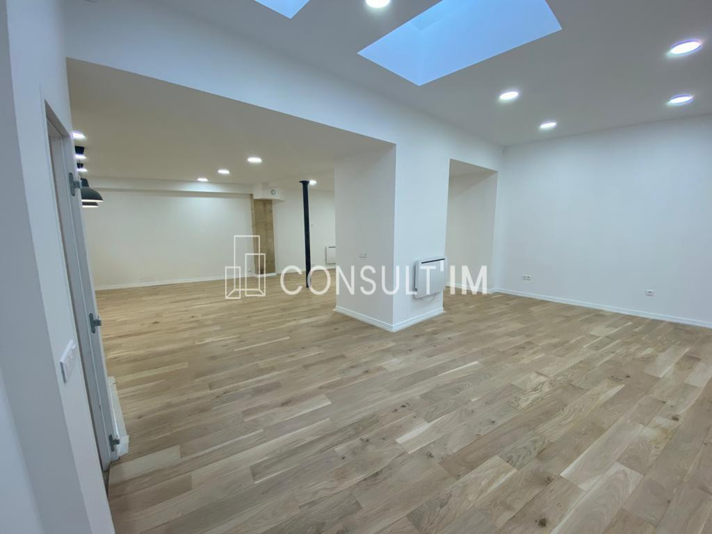 Bureaux sur cour à louer en plein coeur du Marais
