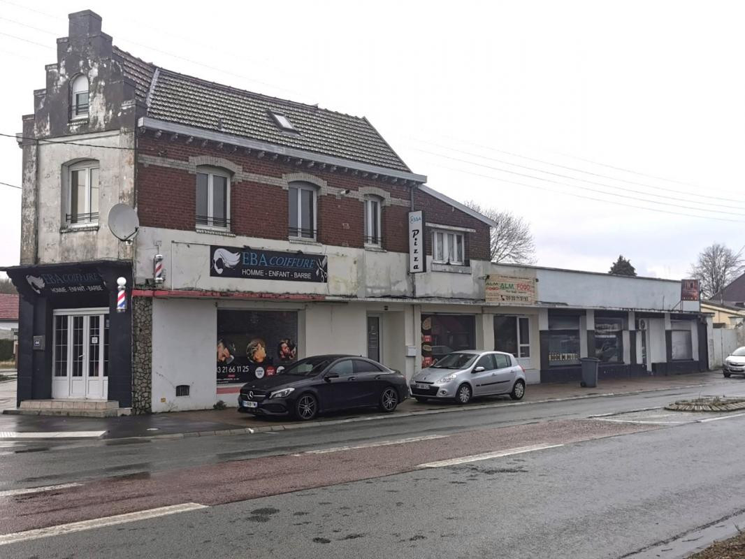 Ensemble immobilier très bien situé sur axe passant