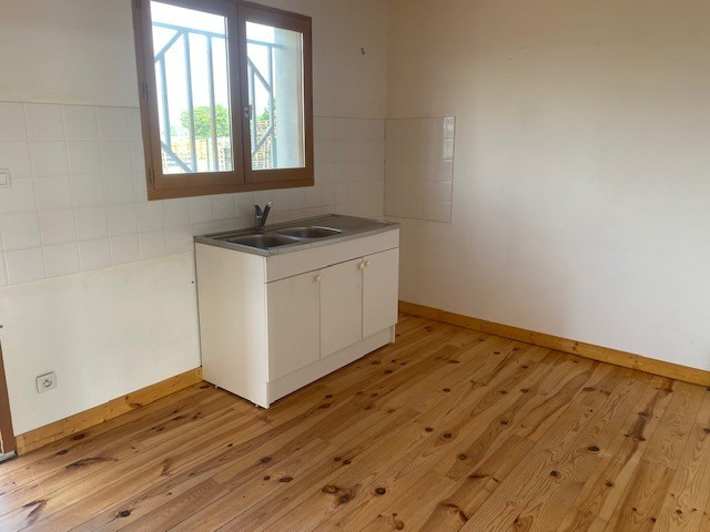 Montrevel en Bresse - A louer local commercial