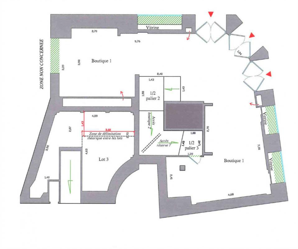 Emplacement numéro 1, Quartier Saint Michel, à louer boutique