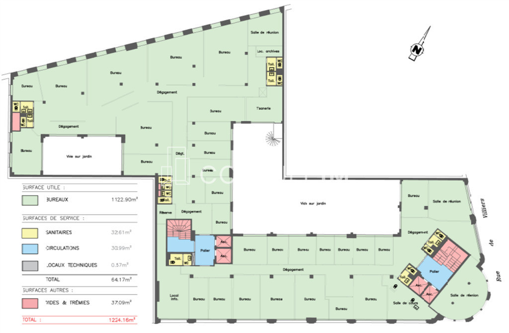 A louer,  dans un immeuble d'angle, une surface de 597 m²
