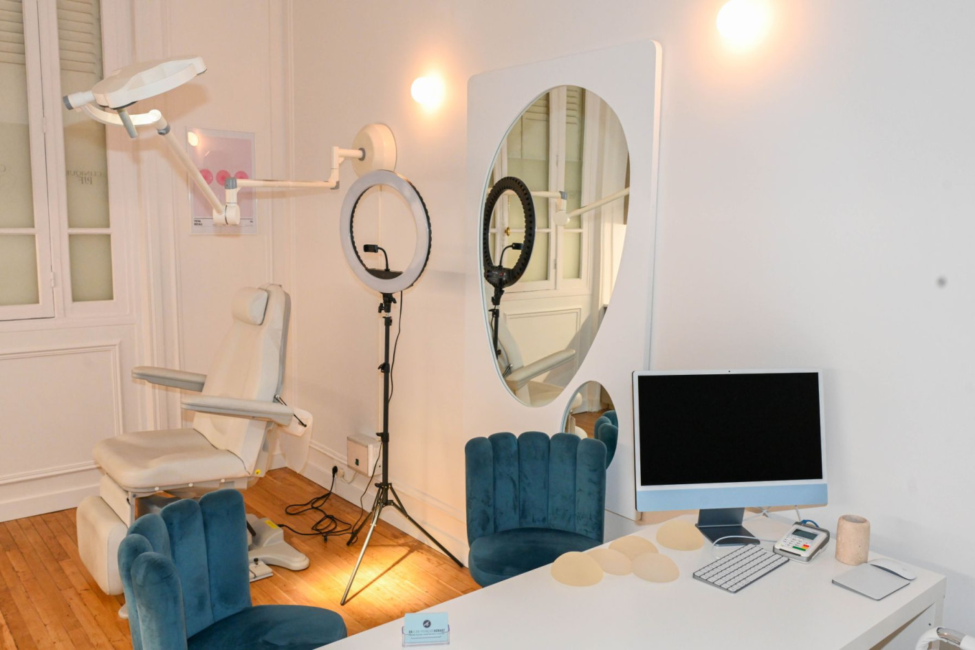 LOCATION LES JEUDIS - 1500 EUROS ( possibilité demi-journée )