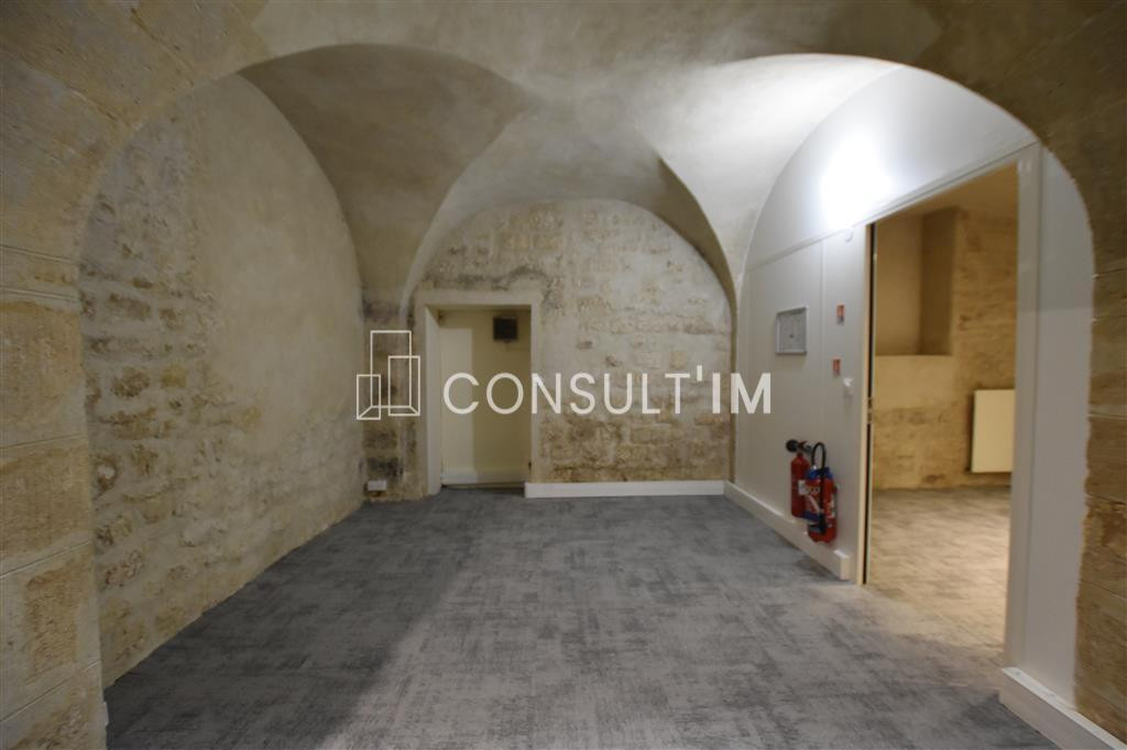 Bureaux à louer de 317 m²