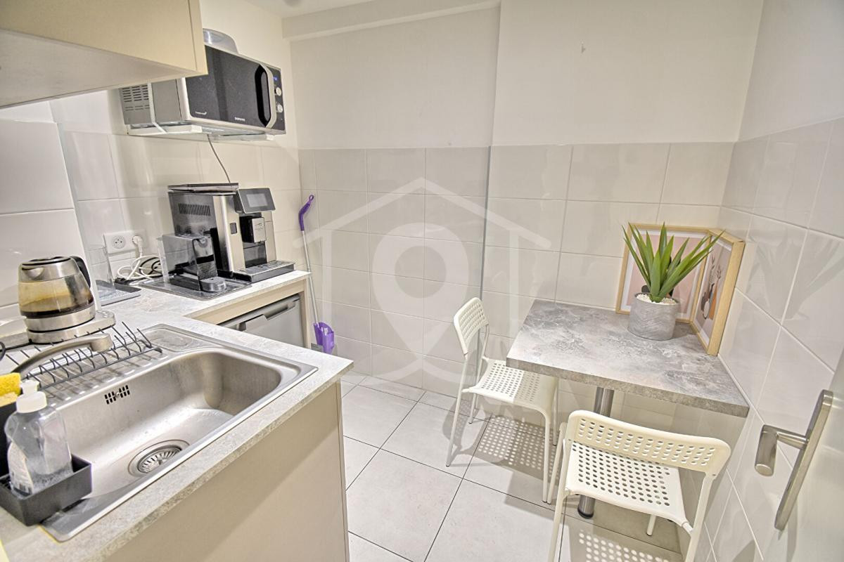 Local commercial 87 m² - Boulevard Albert 1er - Antibes centre