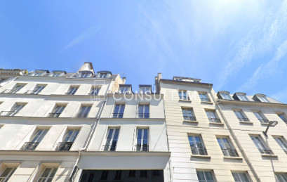 Locaux rénovés à deux pas de Bastille - cour privative