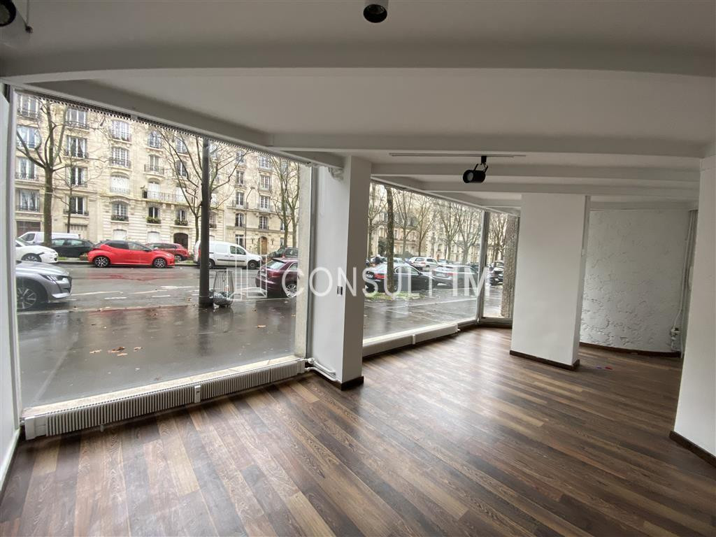 A louer boutique avec double expositions boulevard Murat/Exelmans