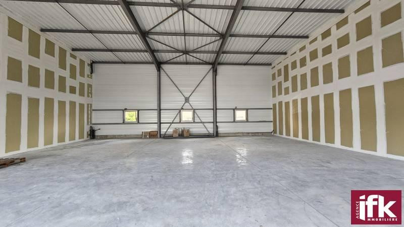 HORBOURG-WIHR LOCAL BRUT DE 200 M²
