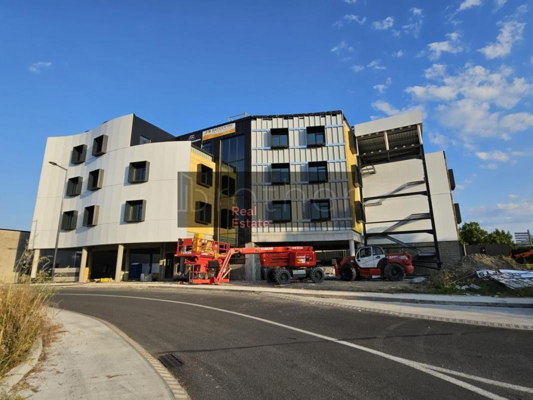 A vendre Bureaux 1240.36m2 Bruges Lac - bruges