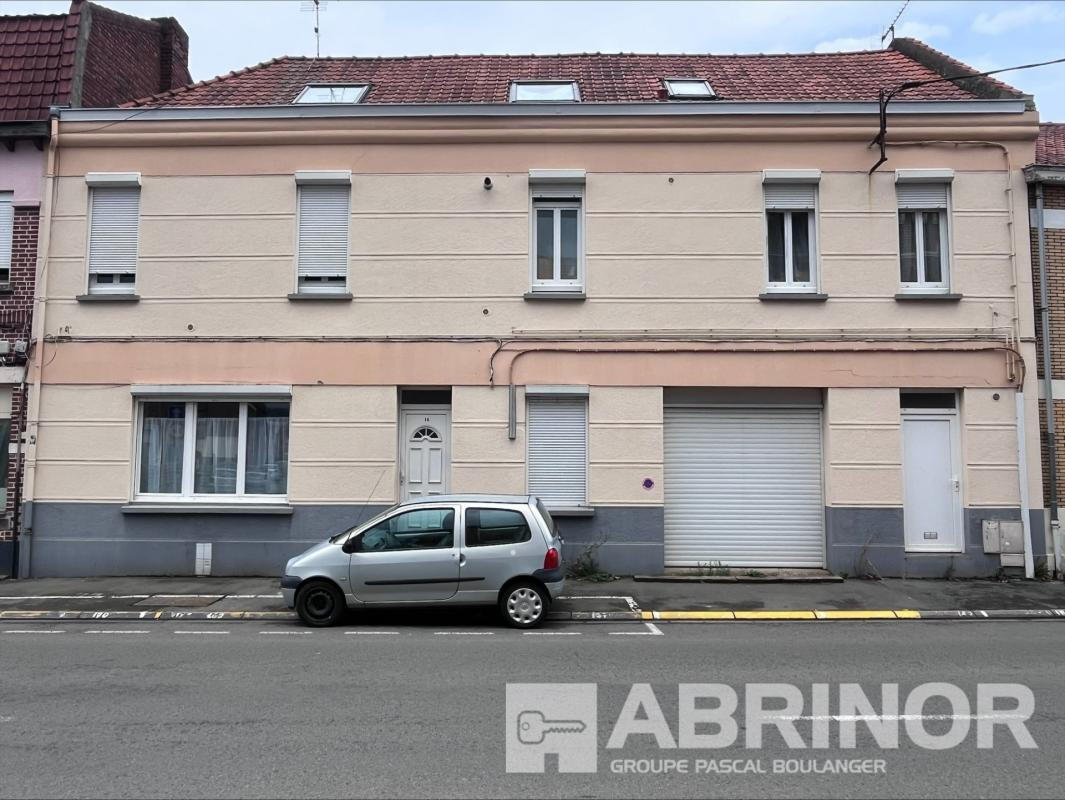IMMEUBLE DE RAPPORT COMPRENANT 3 APPARTEMENTS
