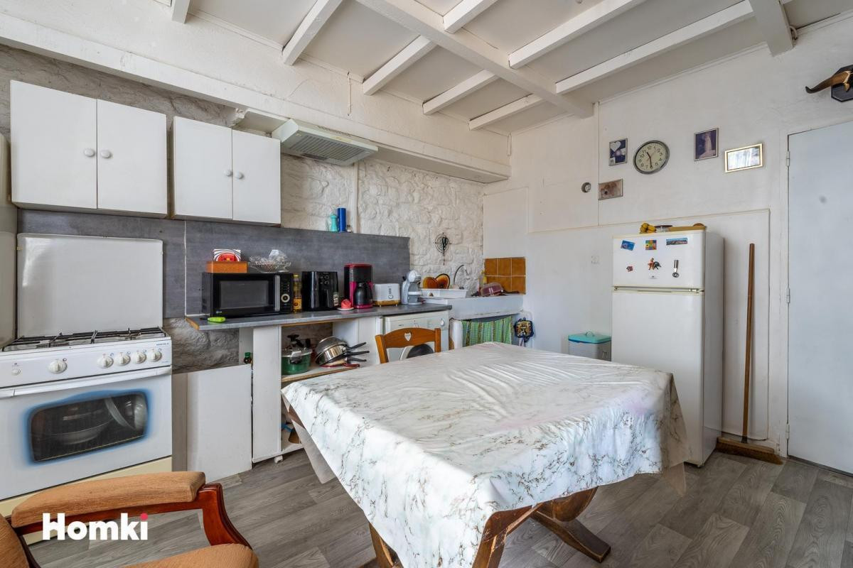 Immeuble composé de 3 appartements à Bellegarde