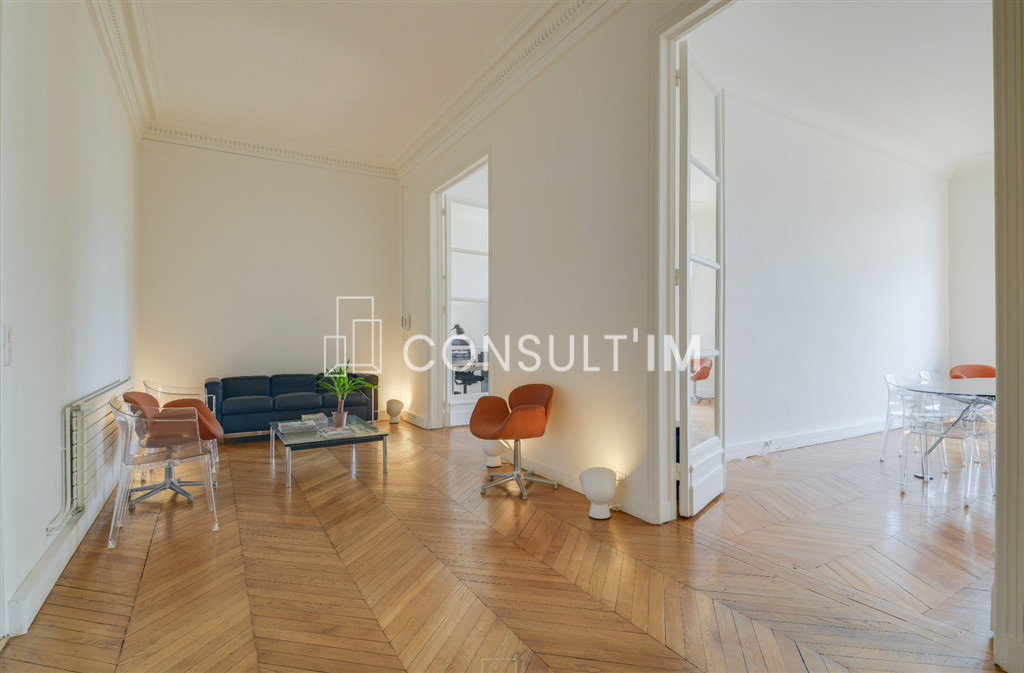 Immeuble Haussmannien entièrement rénové