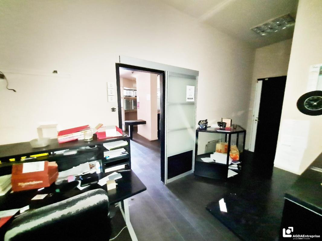 Location - Local commercial - 51,47 m² - 13 800 €/an HC HT -