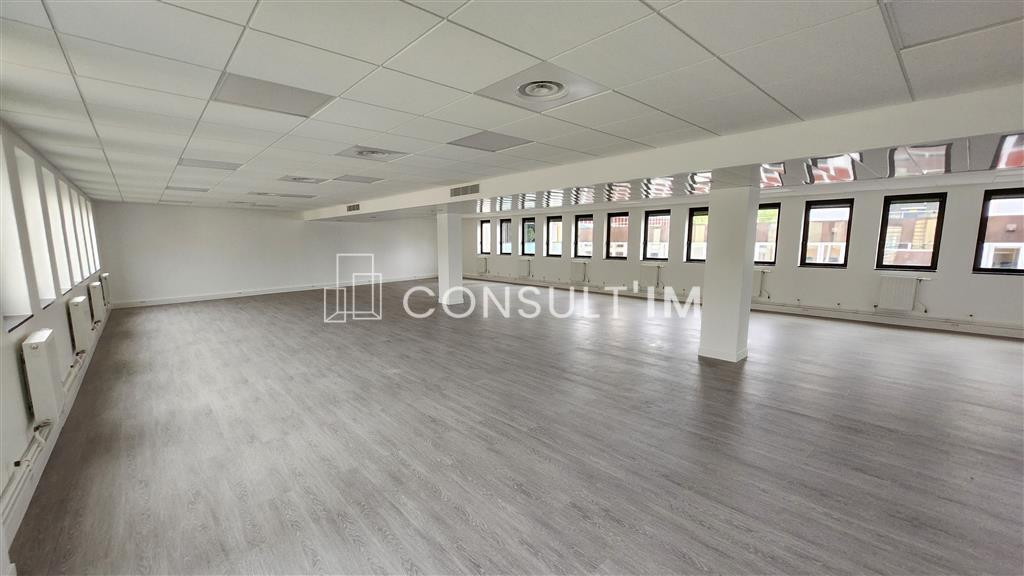 A louer bureaux au coeur de Clichy avec accès PMR