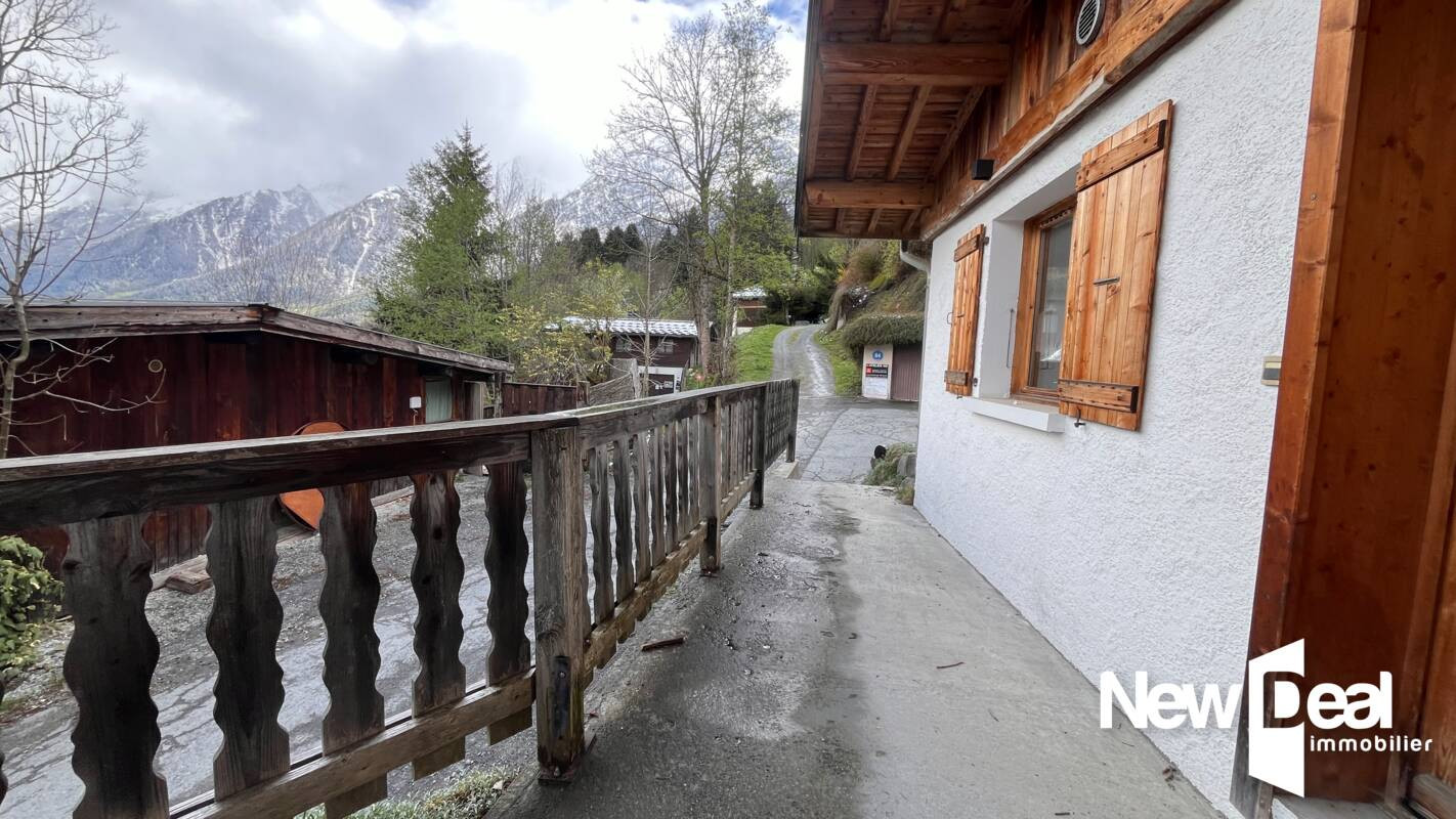 IMMEUBLE 3 APPARTEMENTS  TYPE CHALETS HORIZONTAL - LES HOUCHES