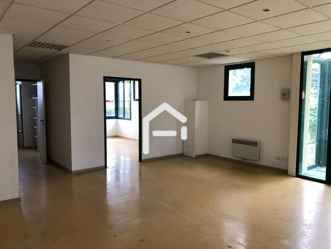 Local Commercial/Professionnel - Marsac Sur L Isle 170 m2
