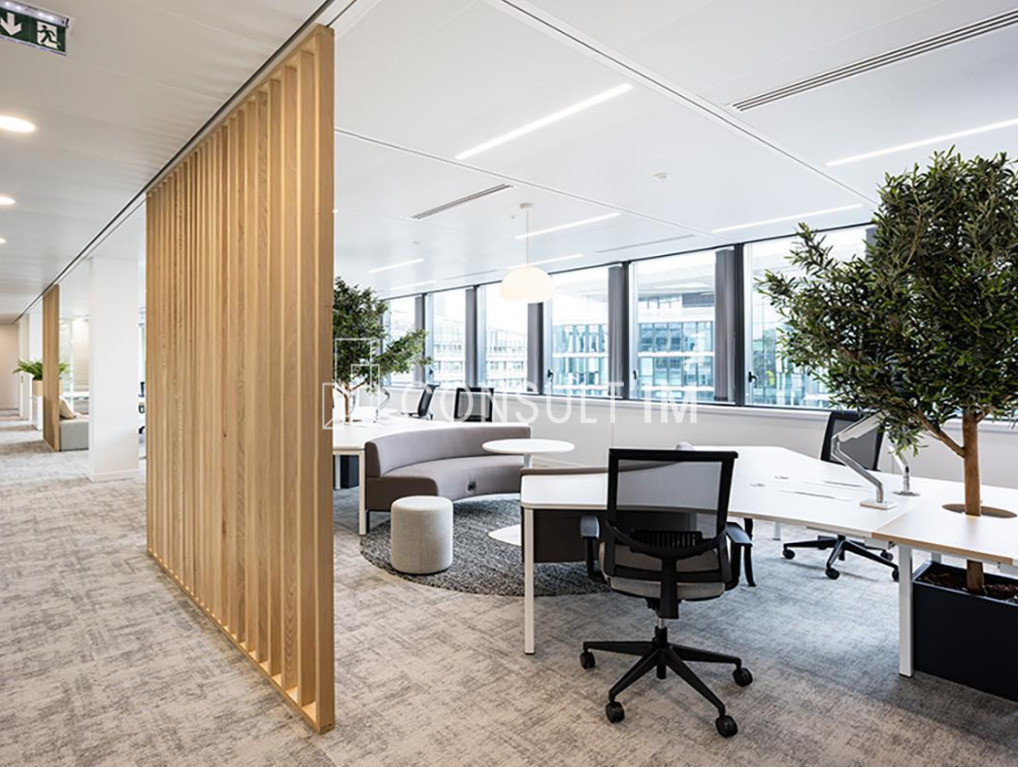 A louer bureaux Plug and Play et en parfait état dans un immeuble avec un rooftop de 400m²