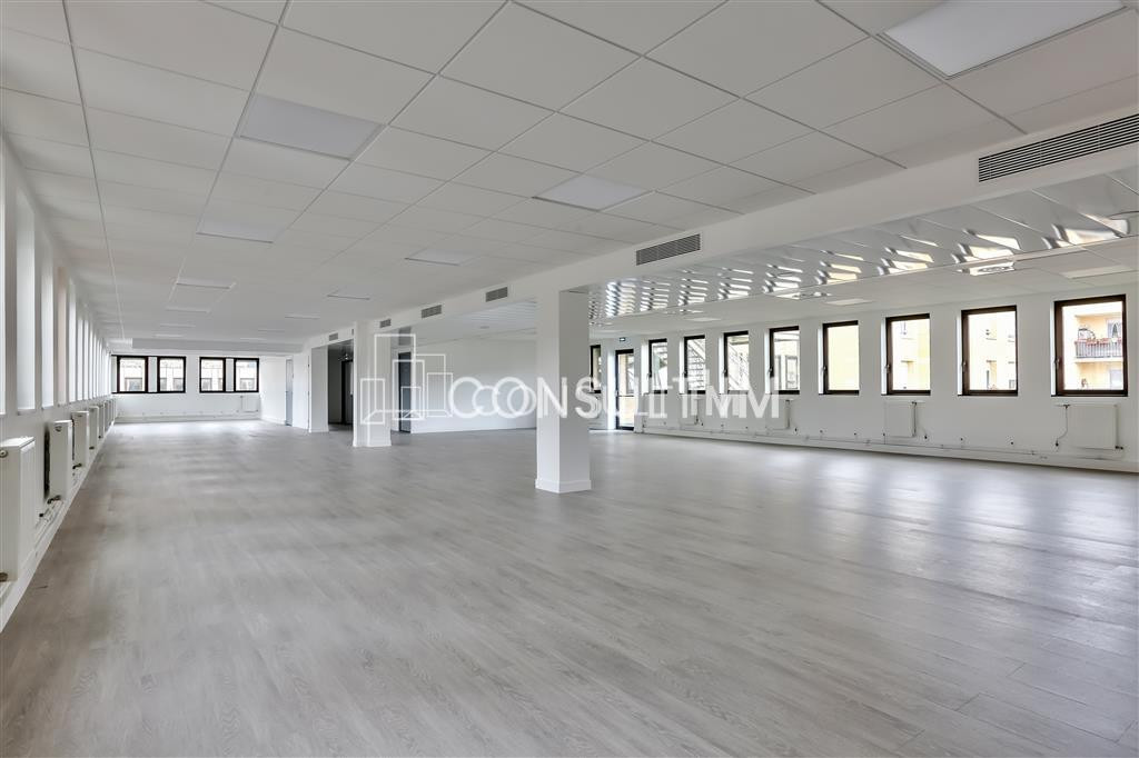 A louer bureaux au coeur de Clichy avec accès PMR