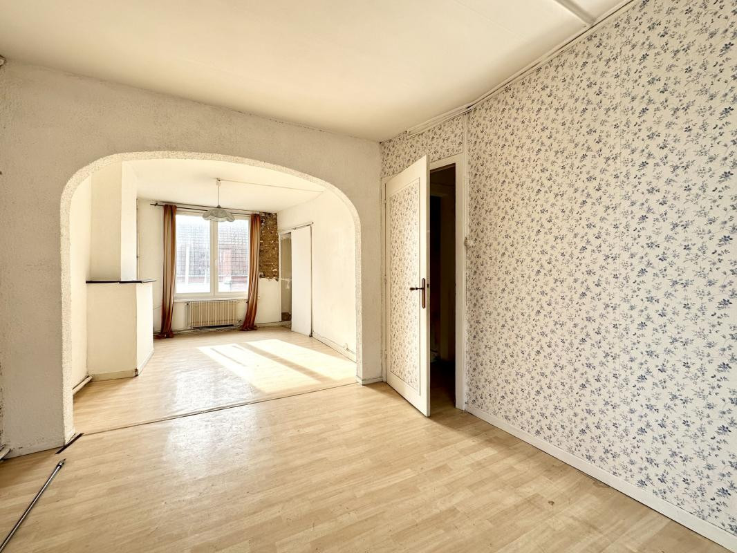 BUREAUX - 100M2 - ZONE FRANCHE URBAINE