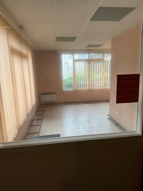 Local commercial Nogent Sur Oise 70 m2