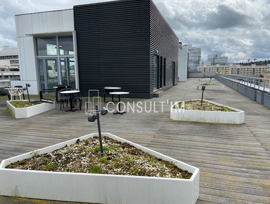 A louer, surface de bureaux  rénovée de 258 m²