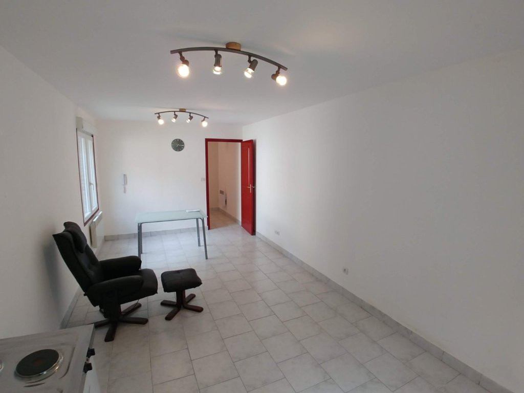 Local professionnel avec extérieur