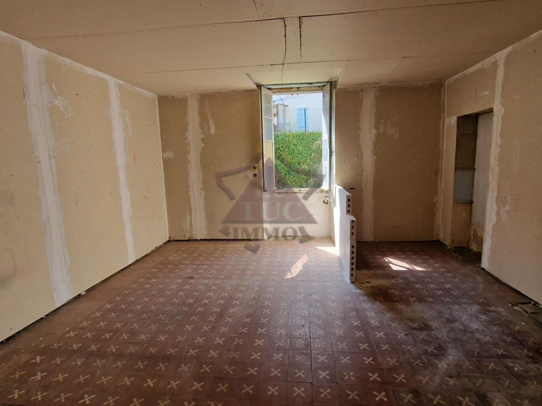 IMMEUBLE DE 6 APPARTEMENTS A RENOVER