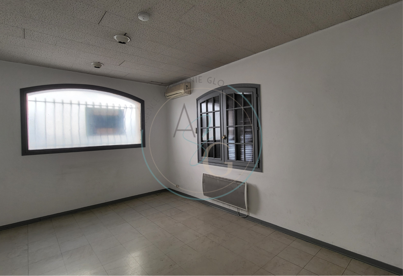 COGOLIN -  LOCAL A USAGE PROFESSIONNEL, location annuelle