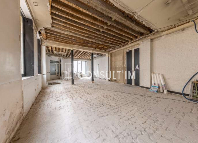 LOCATION PURE, un local commercial de 418 m² / possibilité d'extraction de 600mm