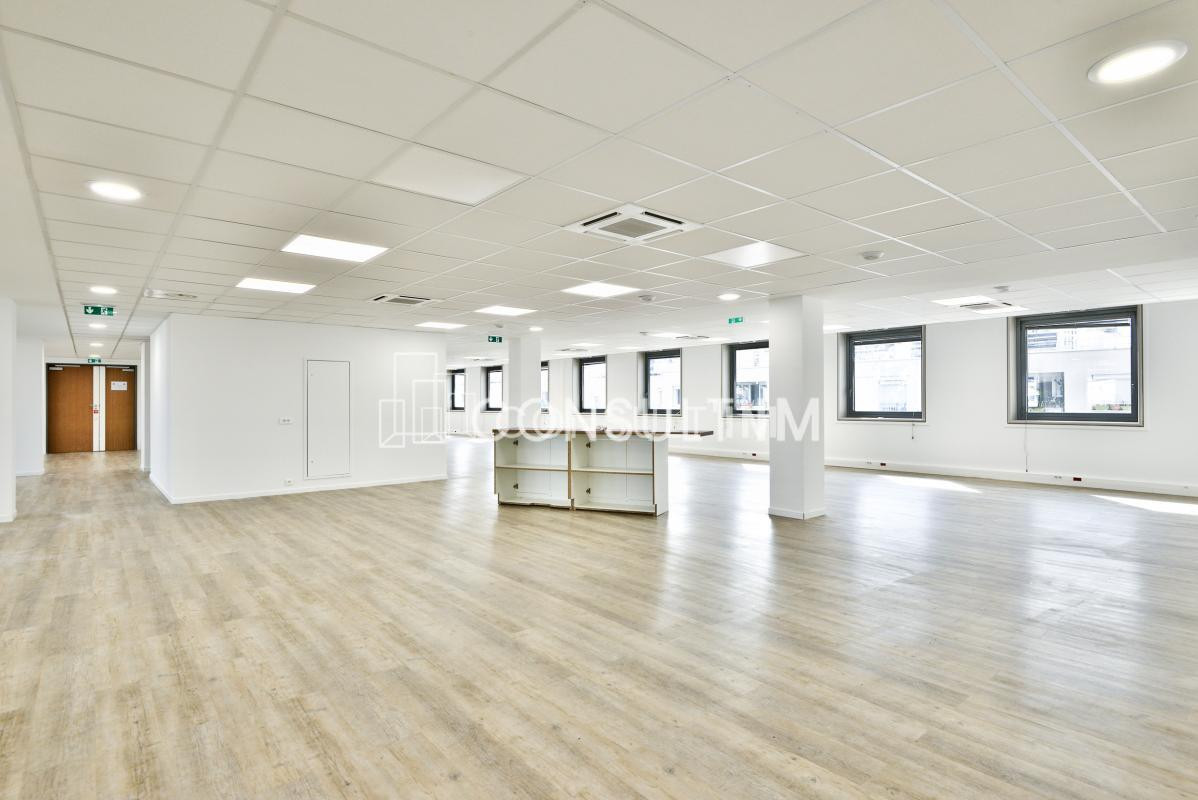 Surface de bureaux  de 795 m² non divisible à vendre dans un immeuble de bon standing