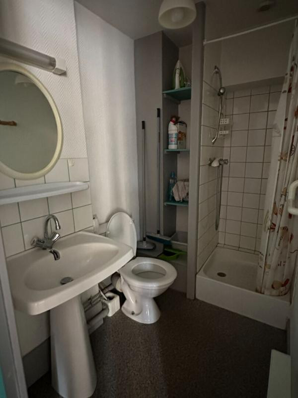 Immeuble Bourbon L Archambault 4 pièce(s) 50 m2, 2 apparts loués en cure 91300 FAI