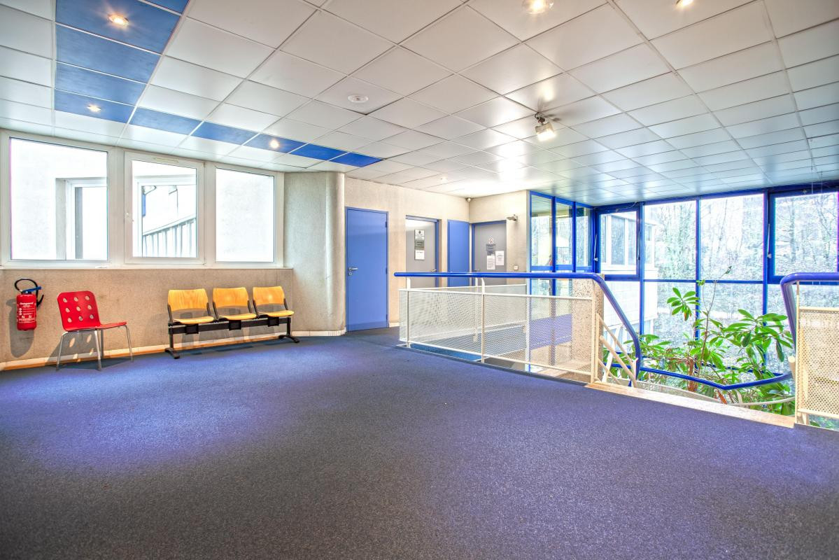 Vente - Bureau - 117,56 m² - 368 500 € - SEYNOD