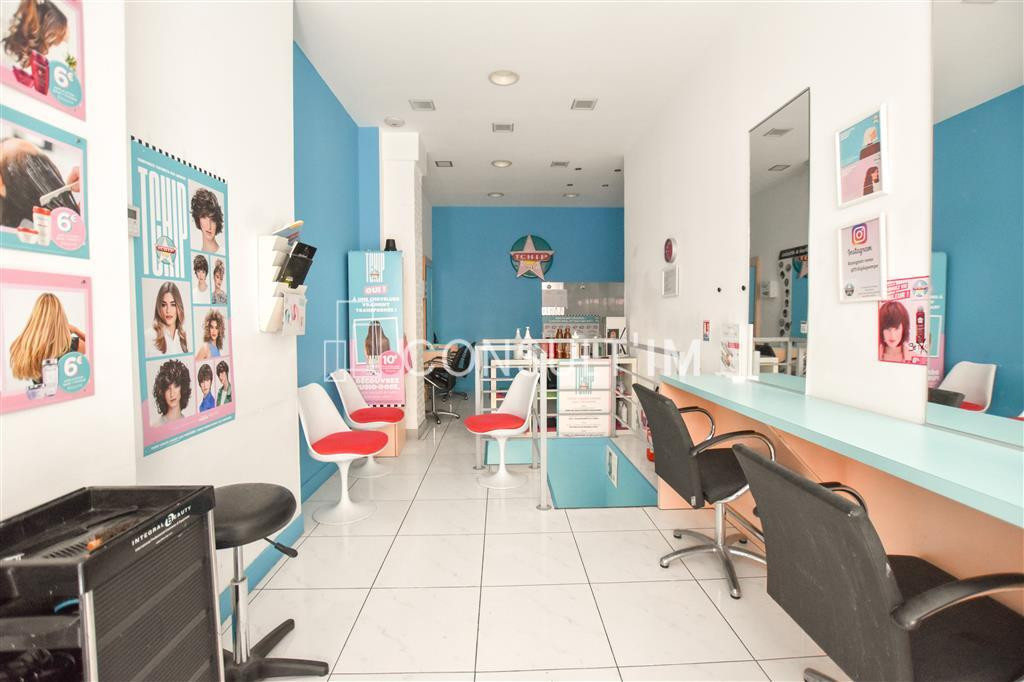Métro Victor Hugo à louer boutique de 57 m²
