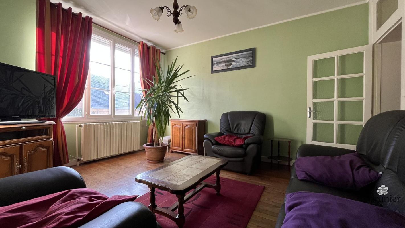 Immeuble commercial et d'habitation à vendre en centre ville