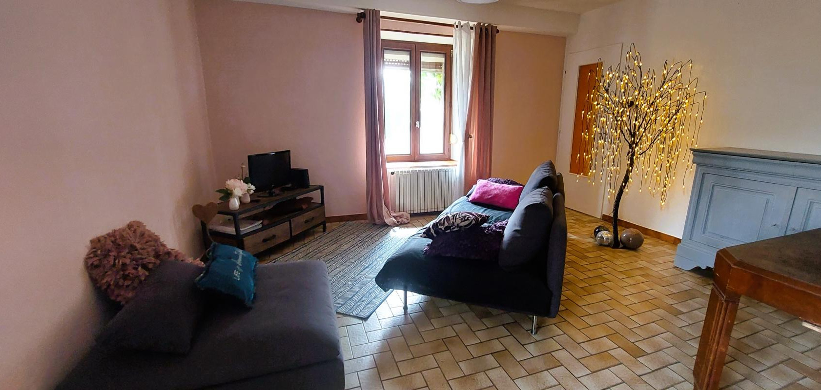 130KM de BALE/SAINT LOUIS - 1000 ETANGS - ANCIENNE FERME 200 M² HAB. - DEPENDANCES - Village 350hab. (350)