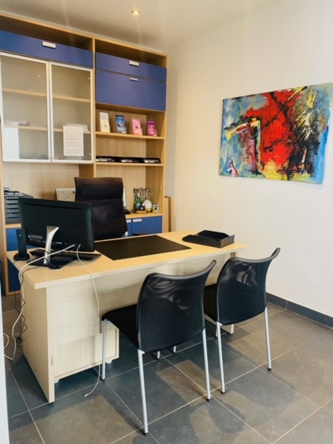 SANS FRAIS - Local commercial 80m² - Cannes / Carnot