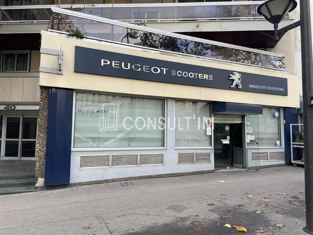Vente de murs boutique libre de toute occupation, avenue Saint Ouen Paris 18