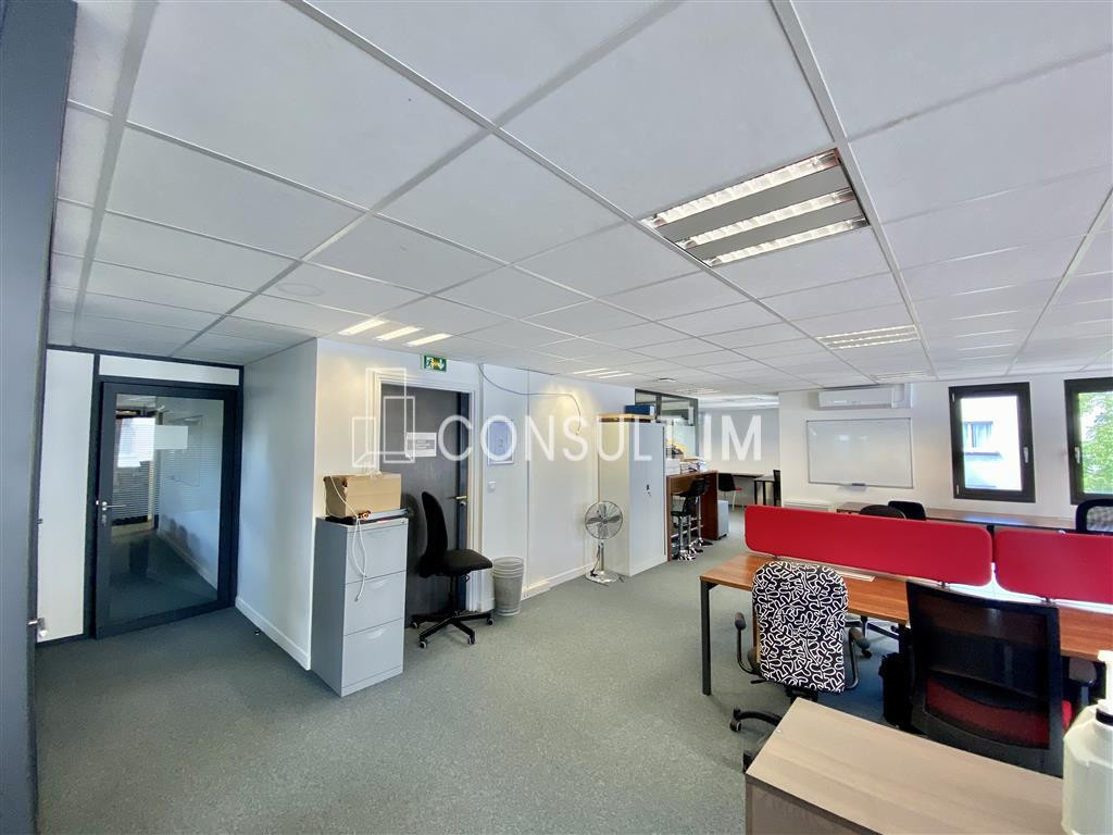 Bureaux à louer en très bon état et climatisé