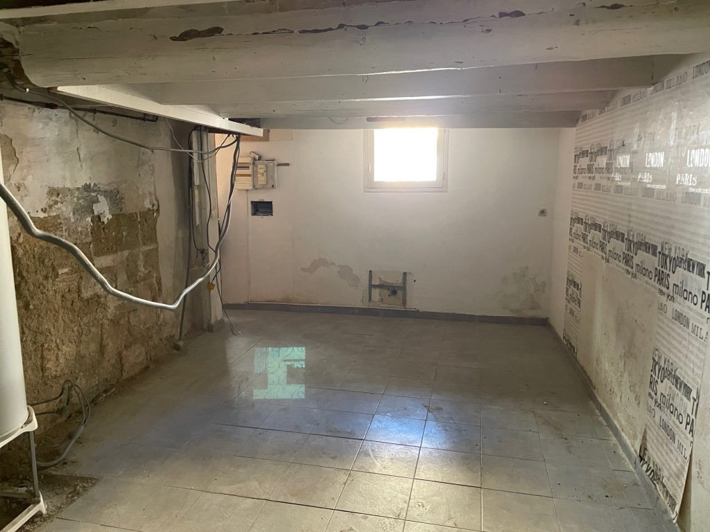 LOCAL COMMERCIAL 166 m2 A VENDRE A BERNIS - GARD