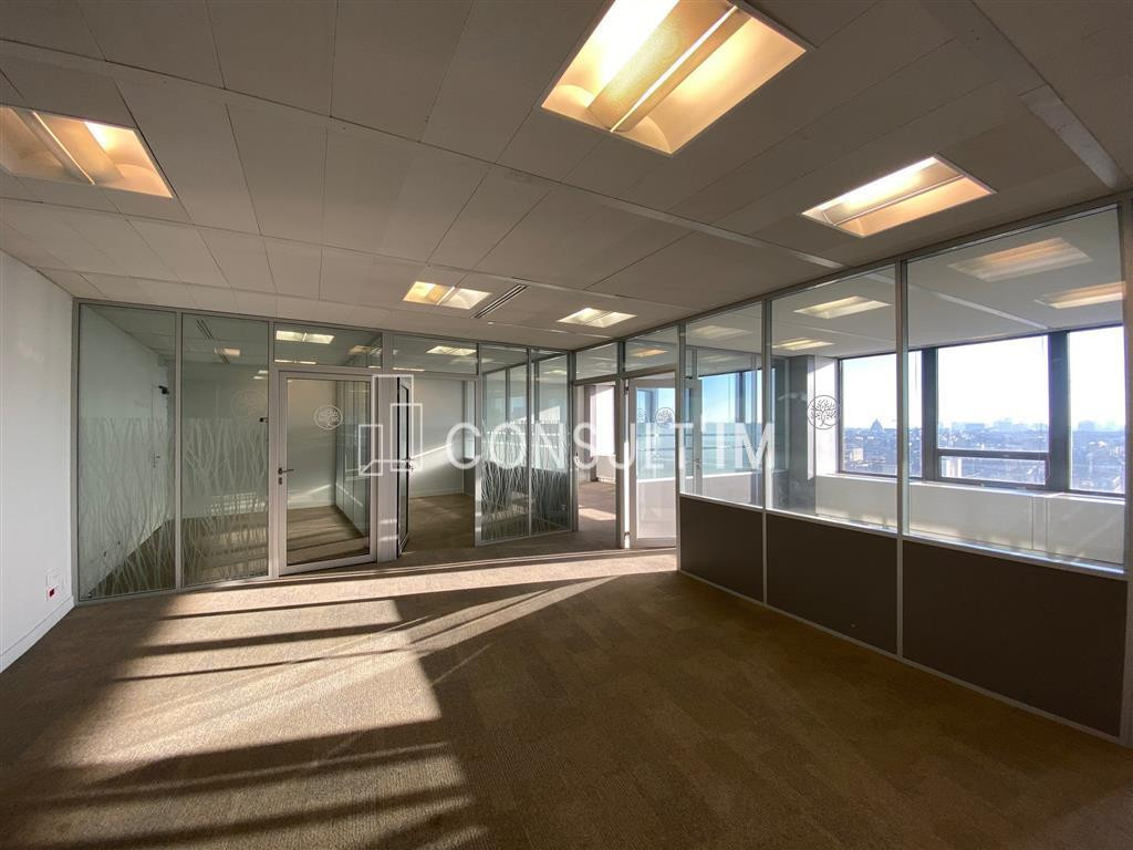 A louer bureaux à la Tour Montparnasse